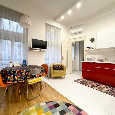 Rainbow Pearl Apartment At St Stephen' S Basilica Budapeşte Dış mekan fotoğraf