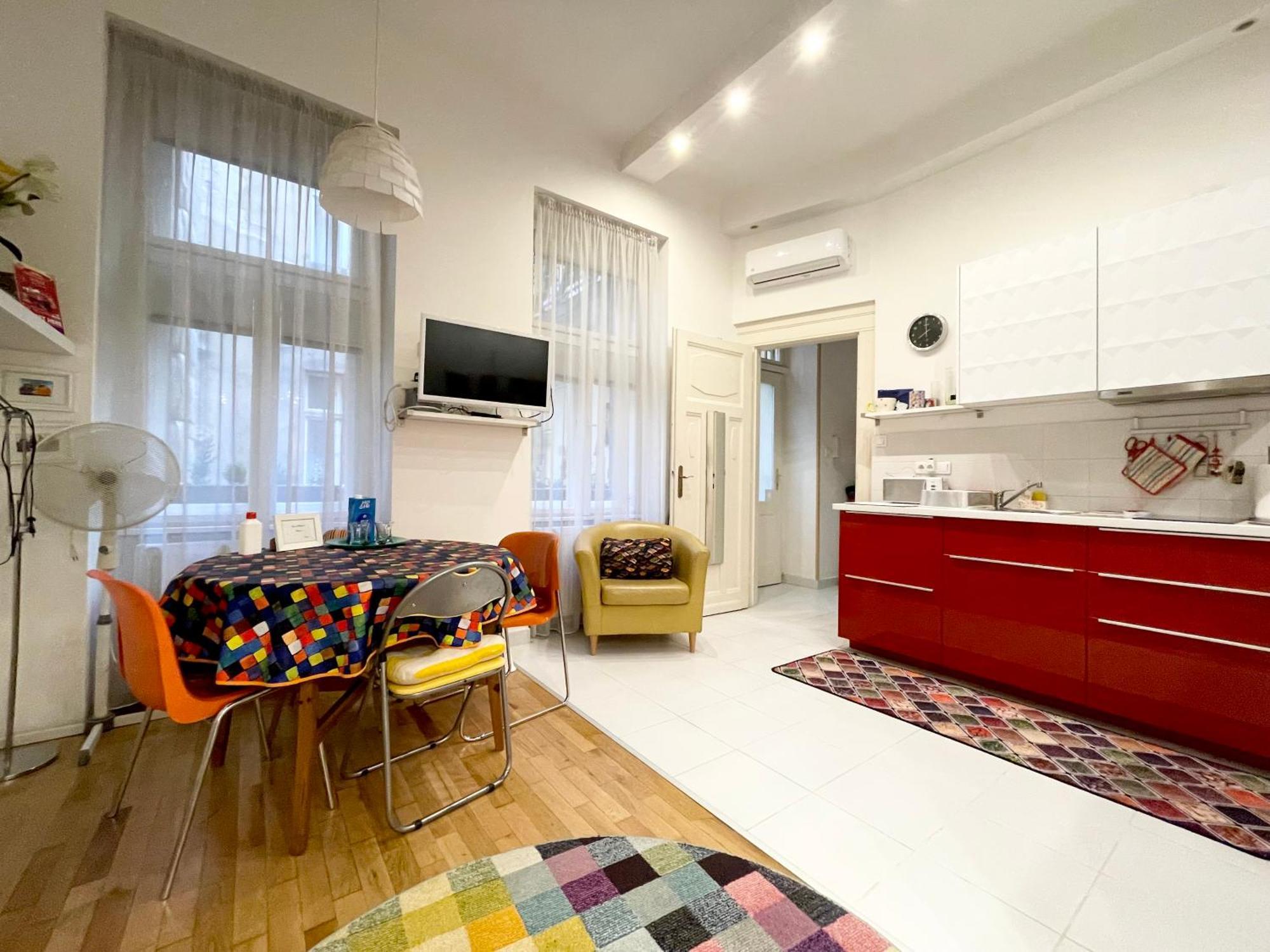 Rainbow Pearl Apartment At St Stephen' S Basilica Budapeşte Dış mekan fotoğraf