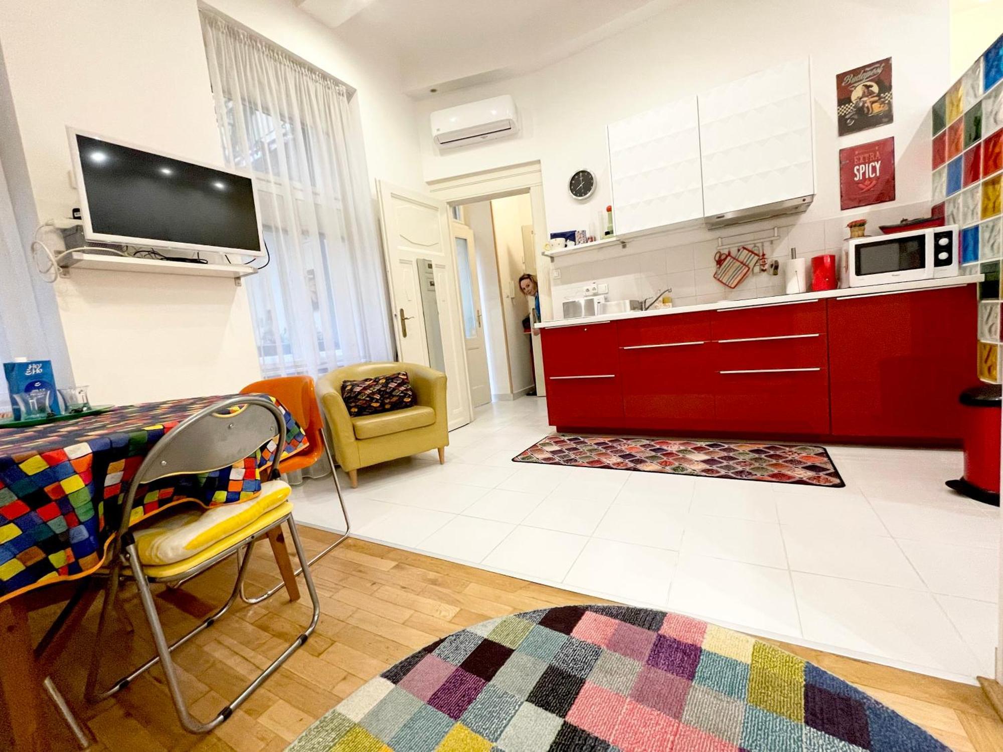 Rainbow Pearl Apartment At St Stephen' S Basilica Budapeşte Dış mekan fotoğraf