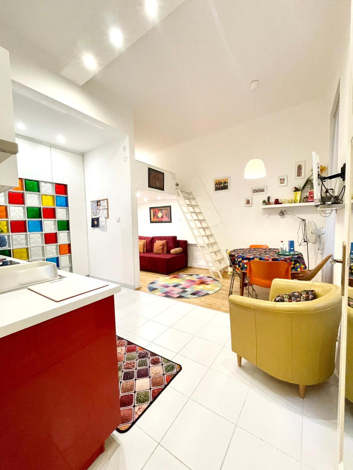 Rainbow Pearl Apartment At St Stephen' S Basilica Budapeşte Dış mekan fotoğraf