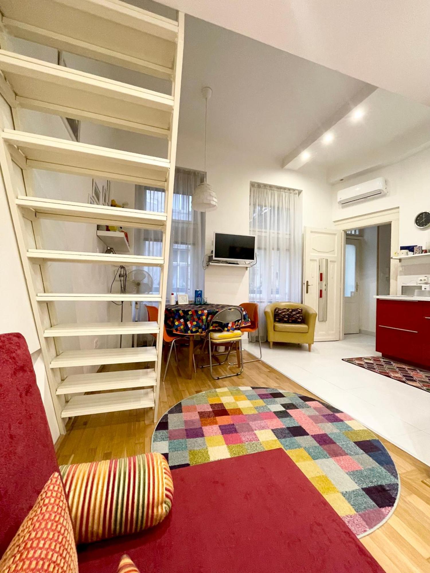Rainbow Pearl Apartment At St Stephen' S Basilica Budapeşte Dış mekan fotoğraf