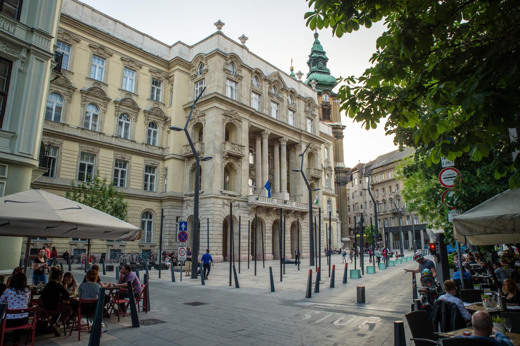 Rainbow Pearl Apartment At St Stephen' S Basilica Budapeşte Dış mekan fotoğraf